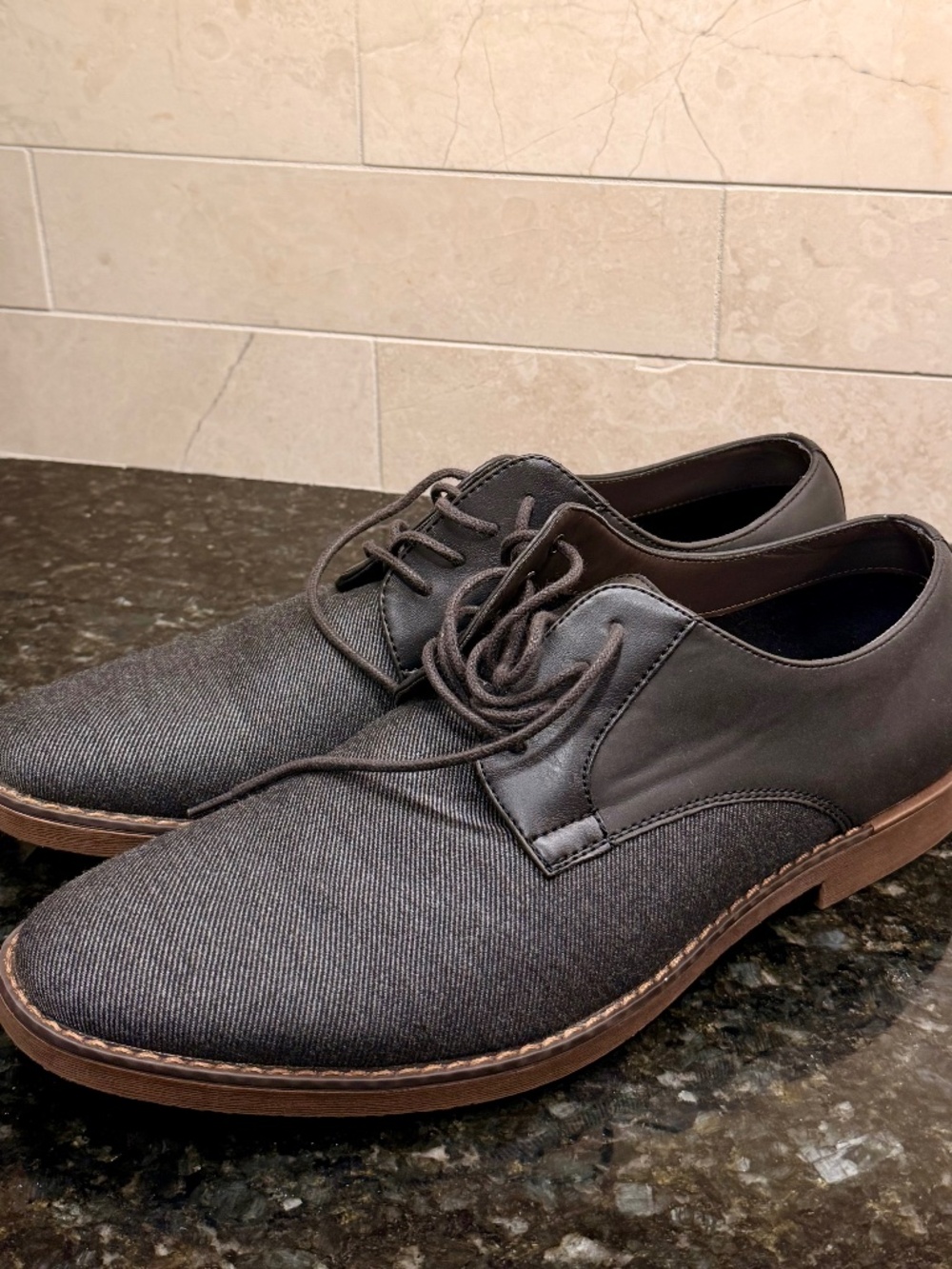 JF J. Ferrar Marcus Oxford Lace-Up Shoes